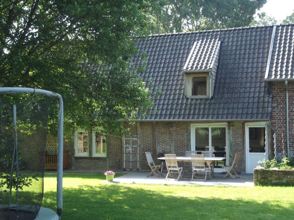 Au Bonheur Frontalier Bed and Breakfast Steenvoorde Eksteriør billede